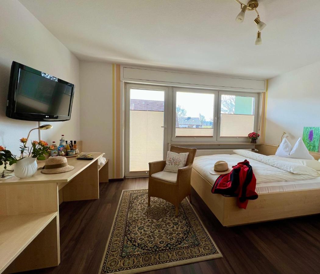 Hotel Pension Heidi Dobel Extérieur photo